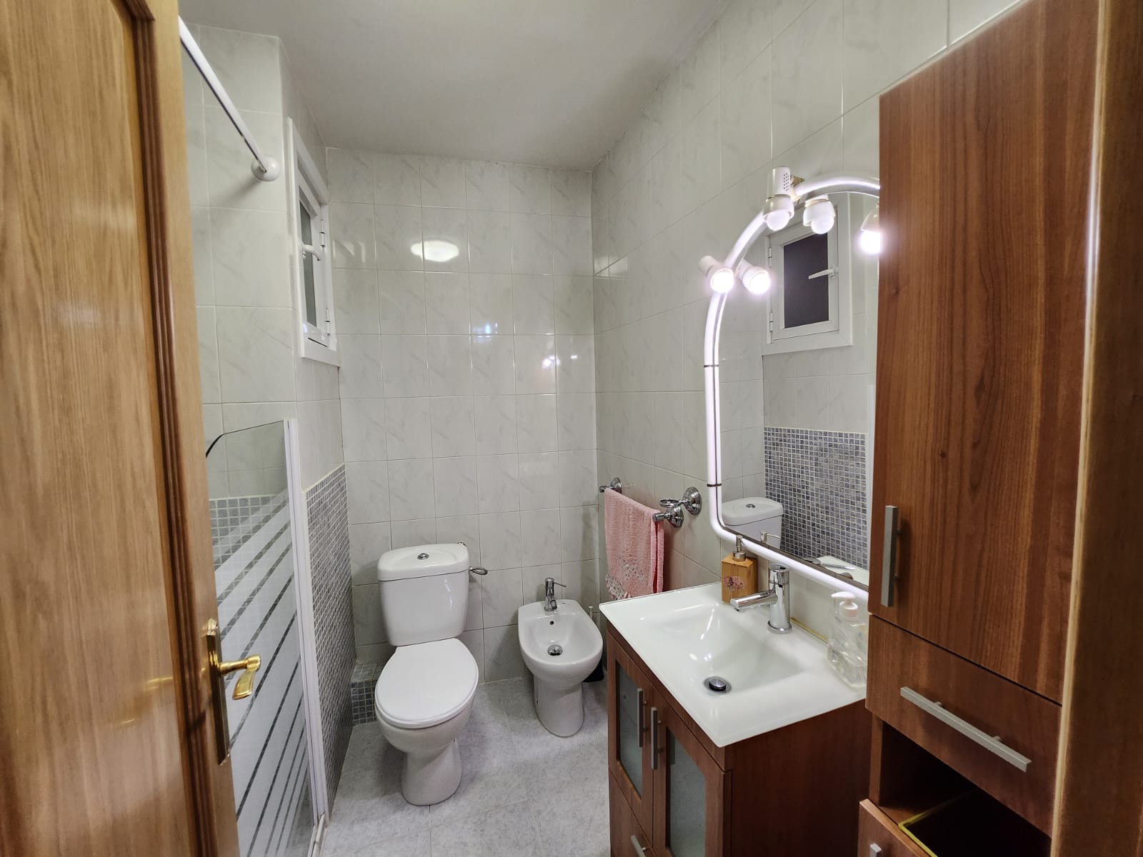 1789ce19-af6b-40d3-ac0c-c60fc60c4b49