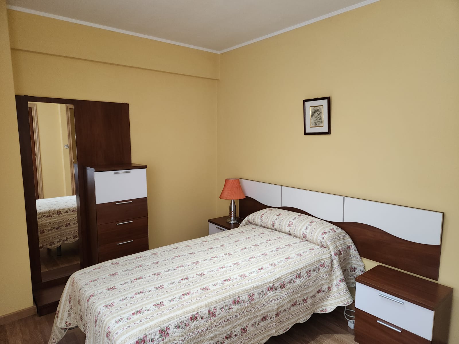 2fde7c50-e846-4f68-a235-25594172cc8f