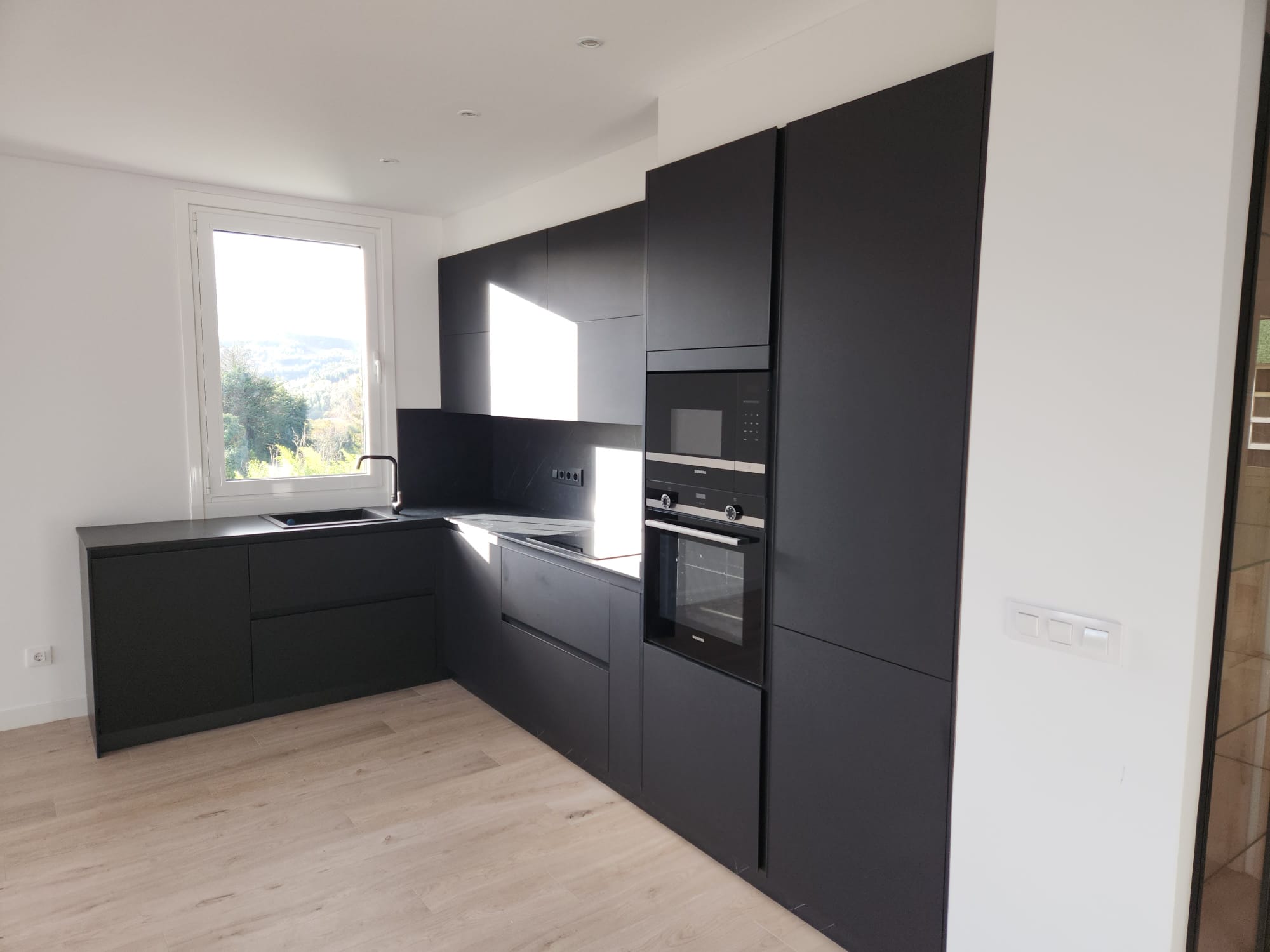 3bc9fac7-d03d-4bac-8268-f5ae3e9cb656