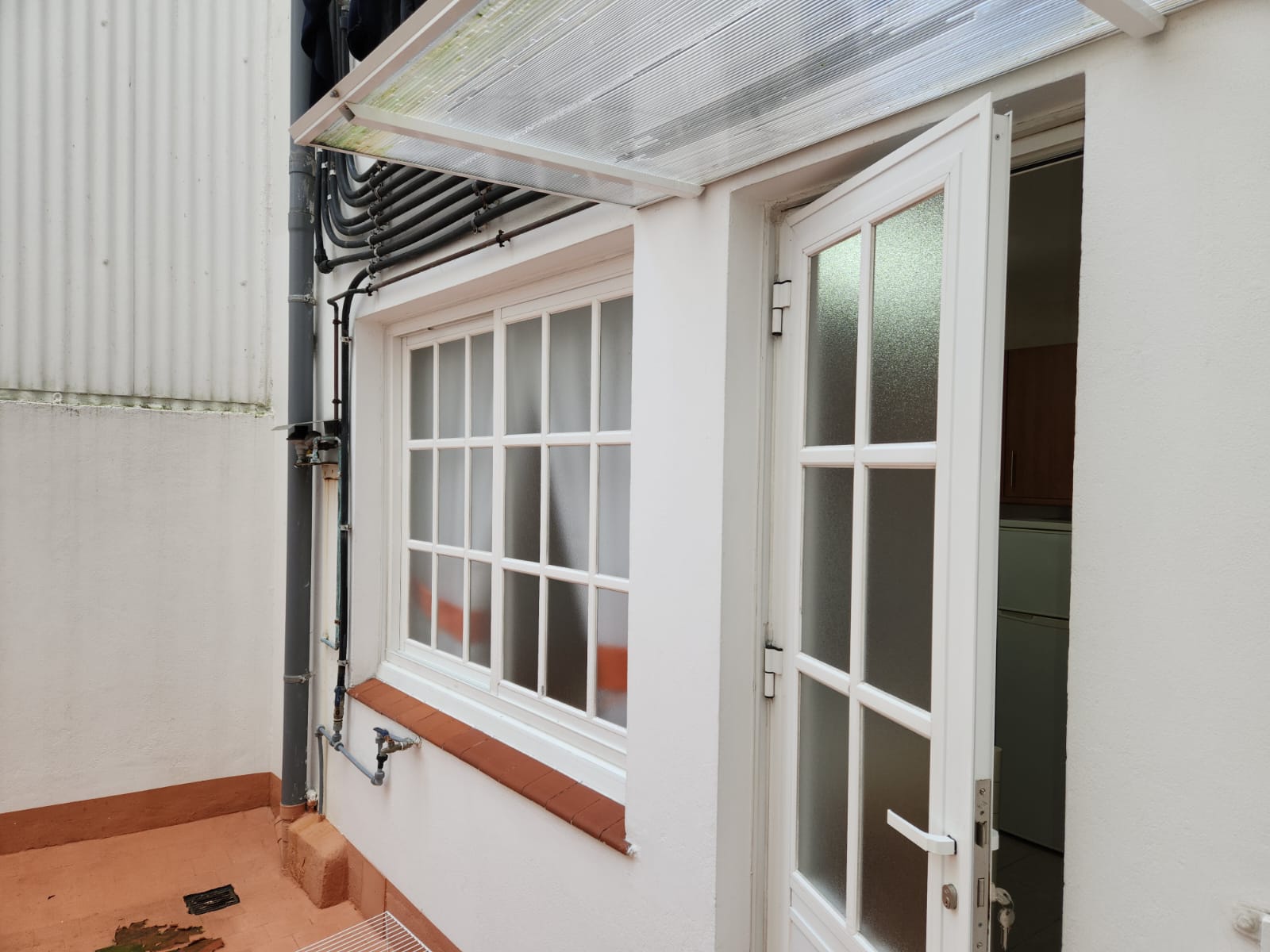 3cb6328e-589d-4d89-aa51-bf6d2a7c7919