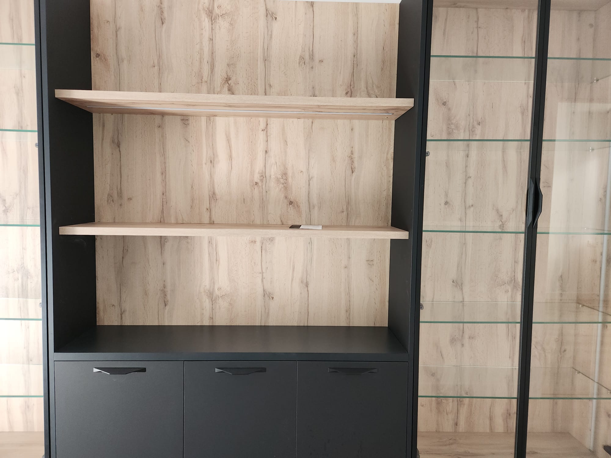 3dd9e9d0-0ad7-411d-a9ae-b347d7f48655