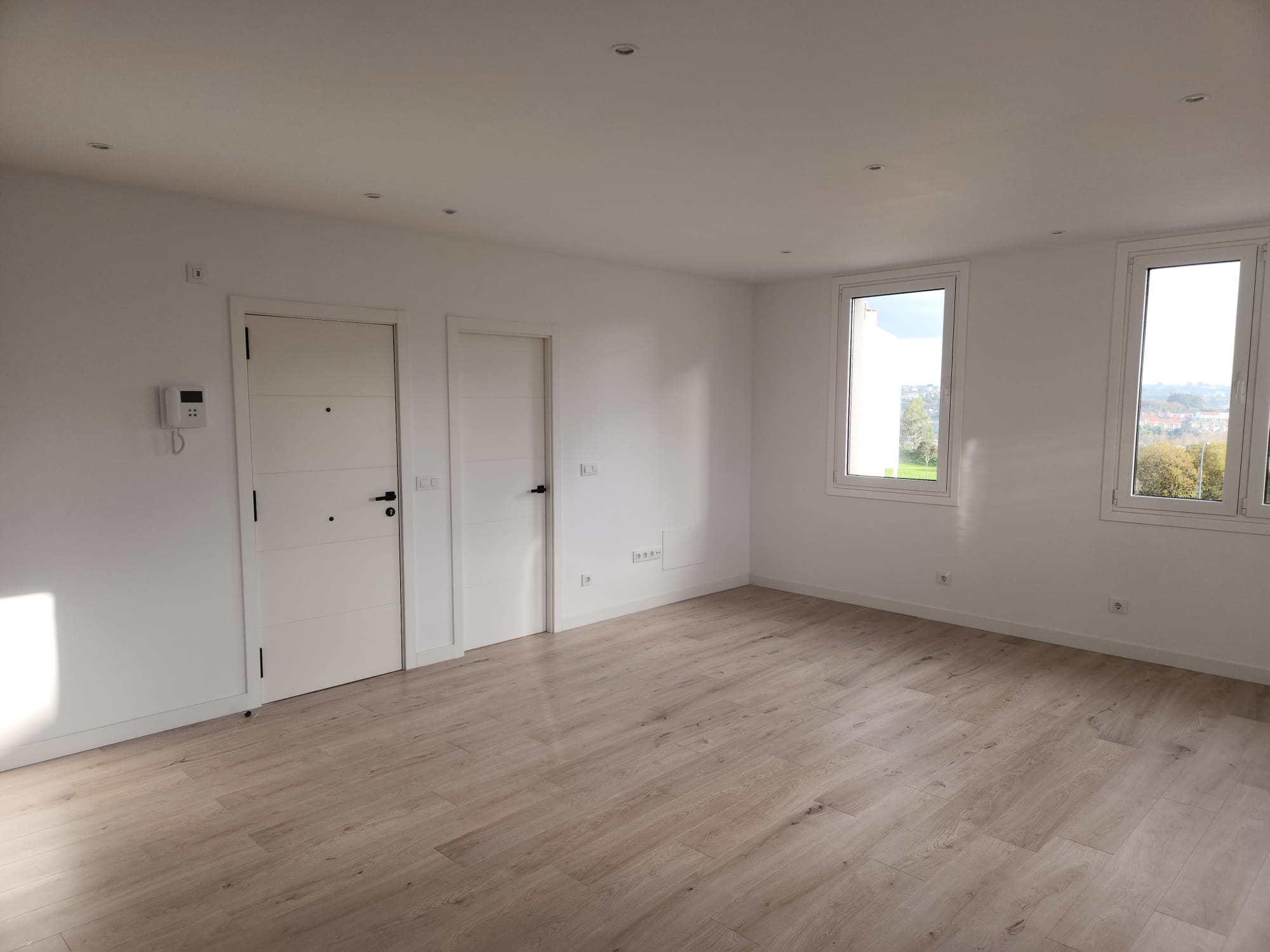 76ebe4e2-7c81-4015-88a8-78f0e26f6c2e