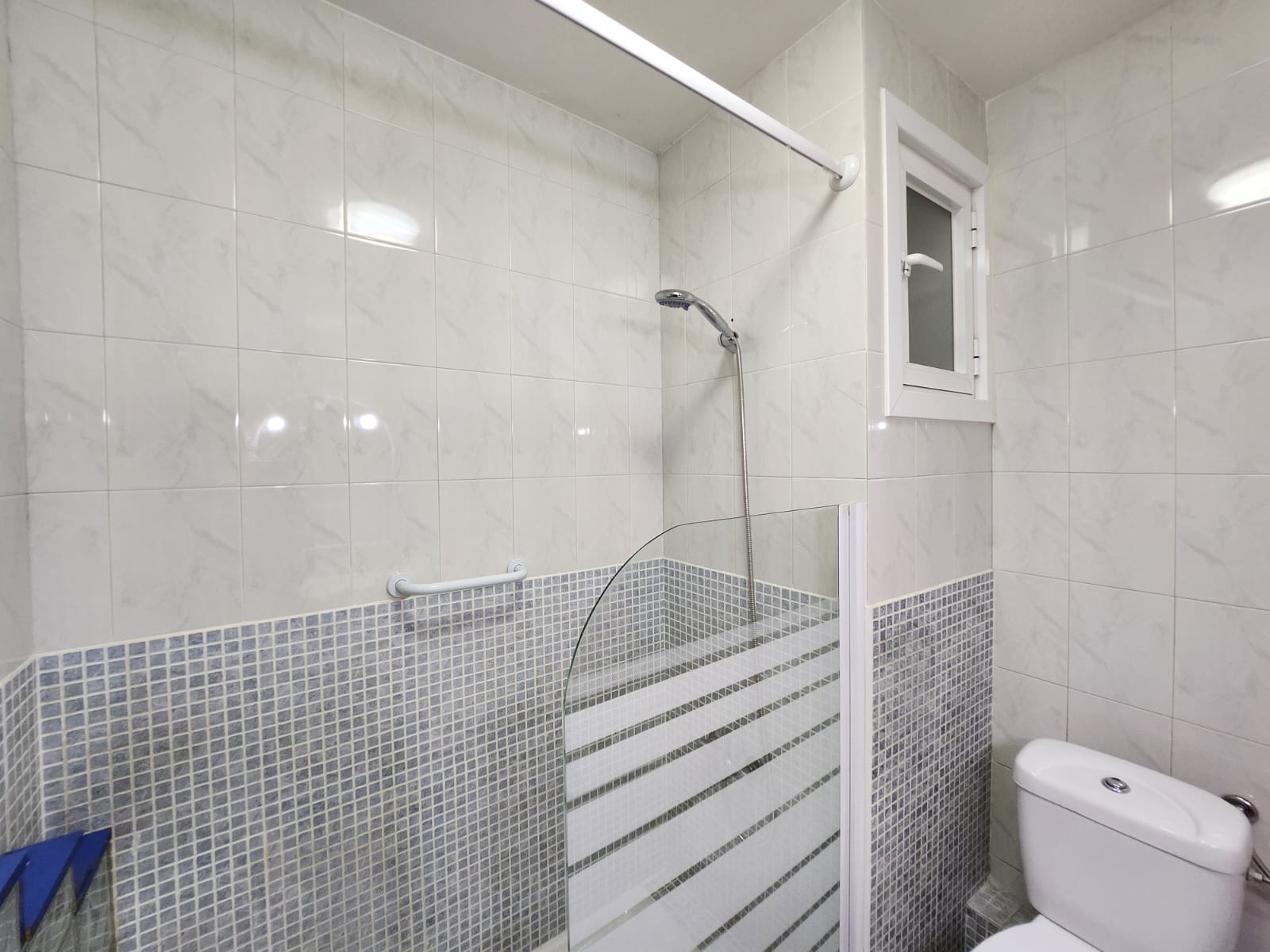 8d6ae829-e390-41e2-8e39-e3eeaf1d63ce