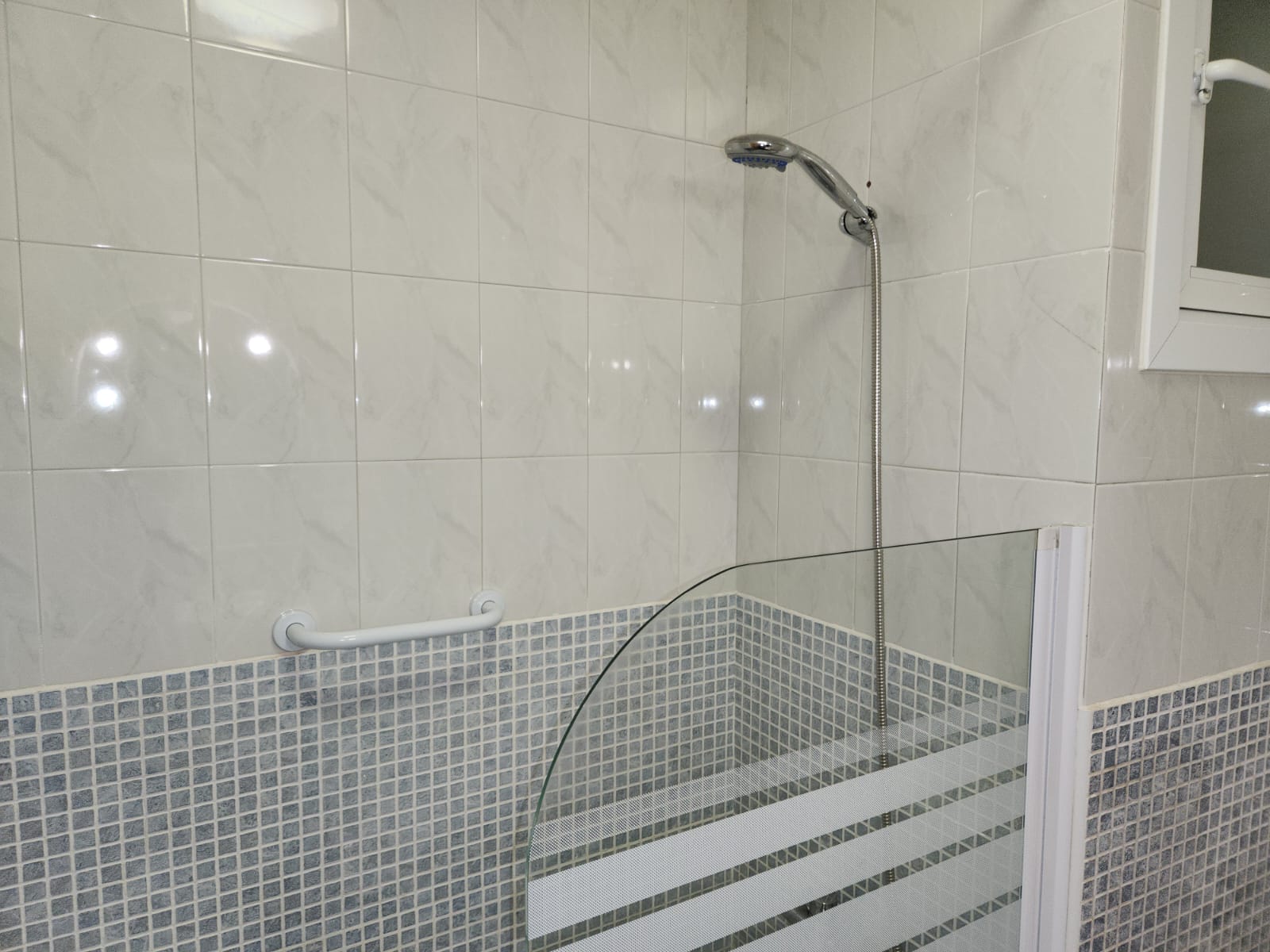 8dc44b41-9345-41a2-bc8f-b6267e6b1ace