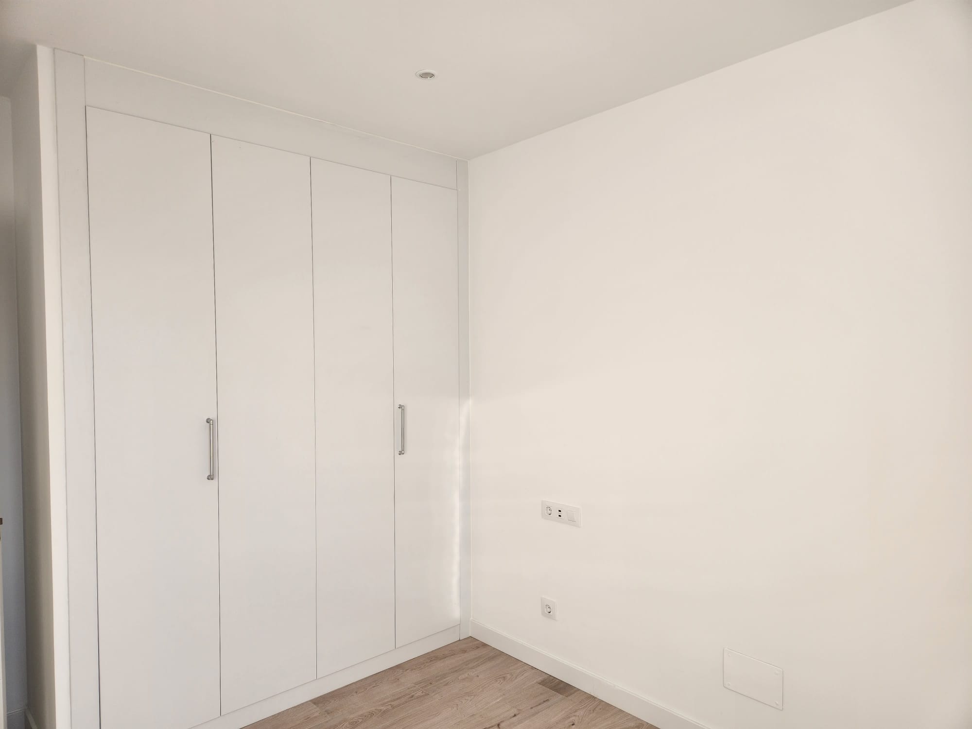 9f46ee18-aa79-43cb-8ccc-f822d58af516