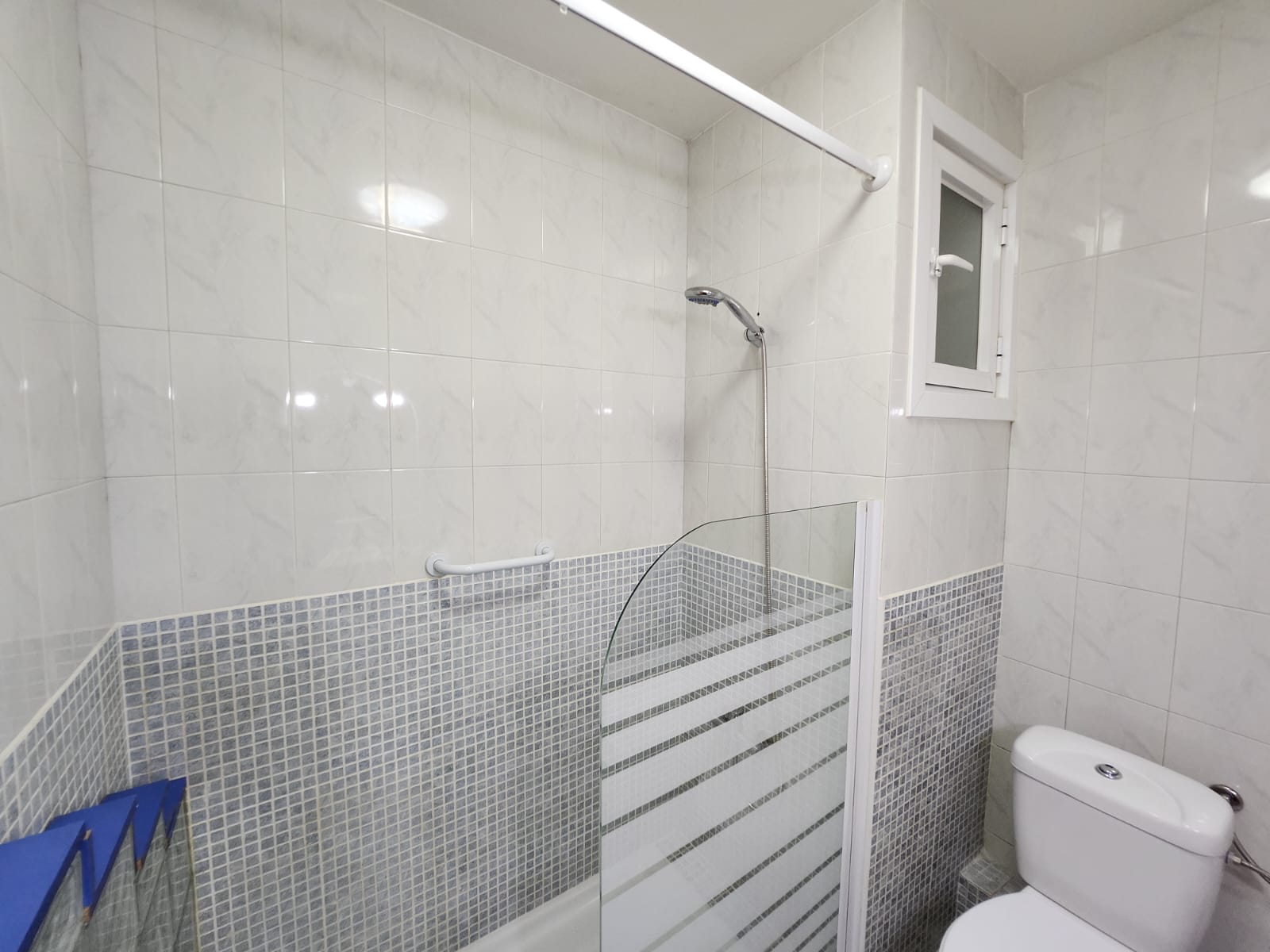 a01001cd-1564-462c-99e2-b2c039d44247