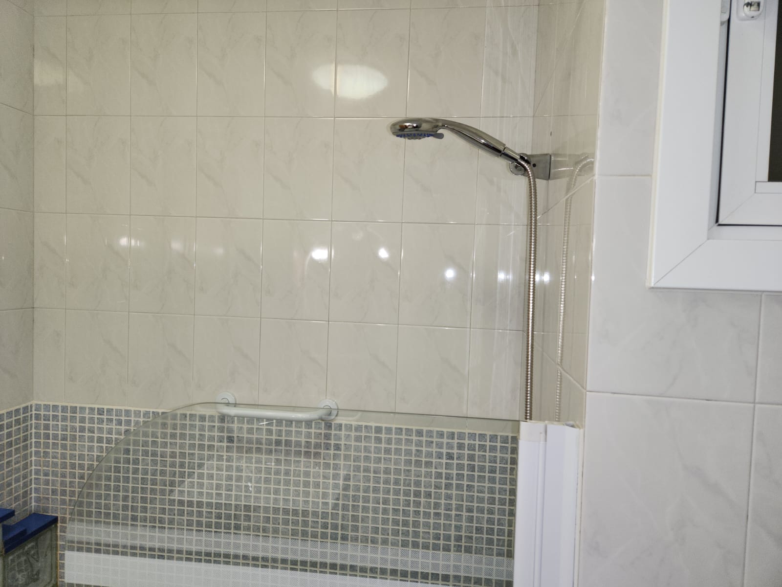 a59a3676-3bc1-4c81-a5cb-ec211c8ca4a6