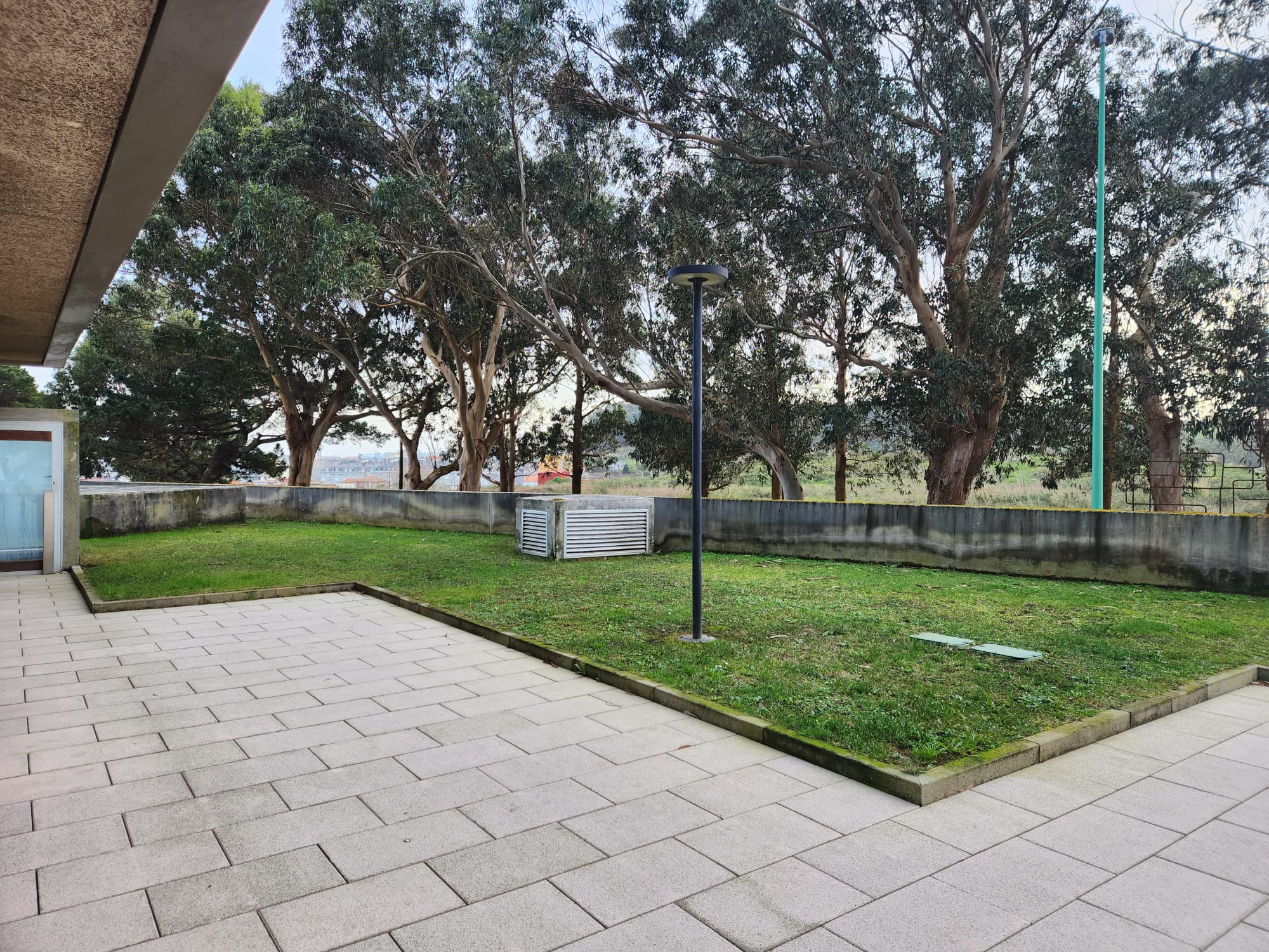 b62b3ead-970c-41be-9659-0f20d940d8ec