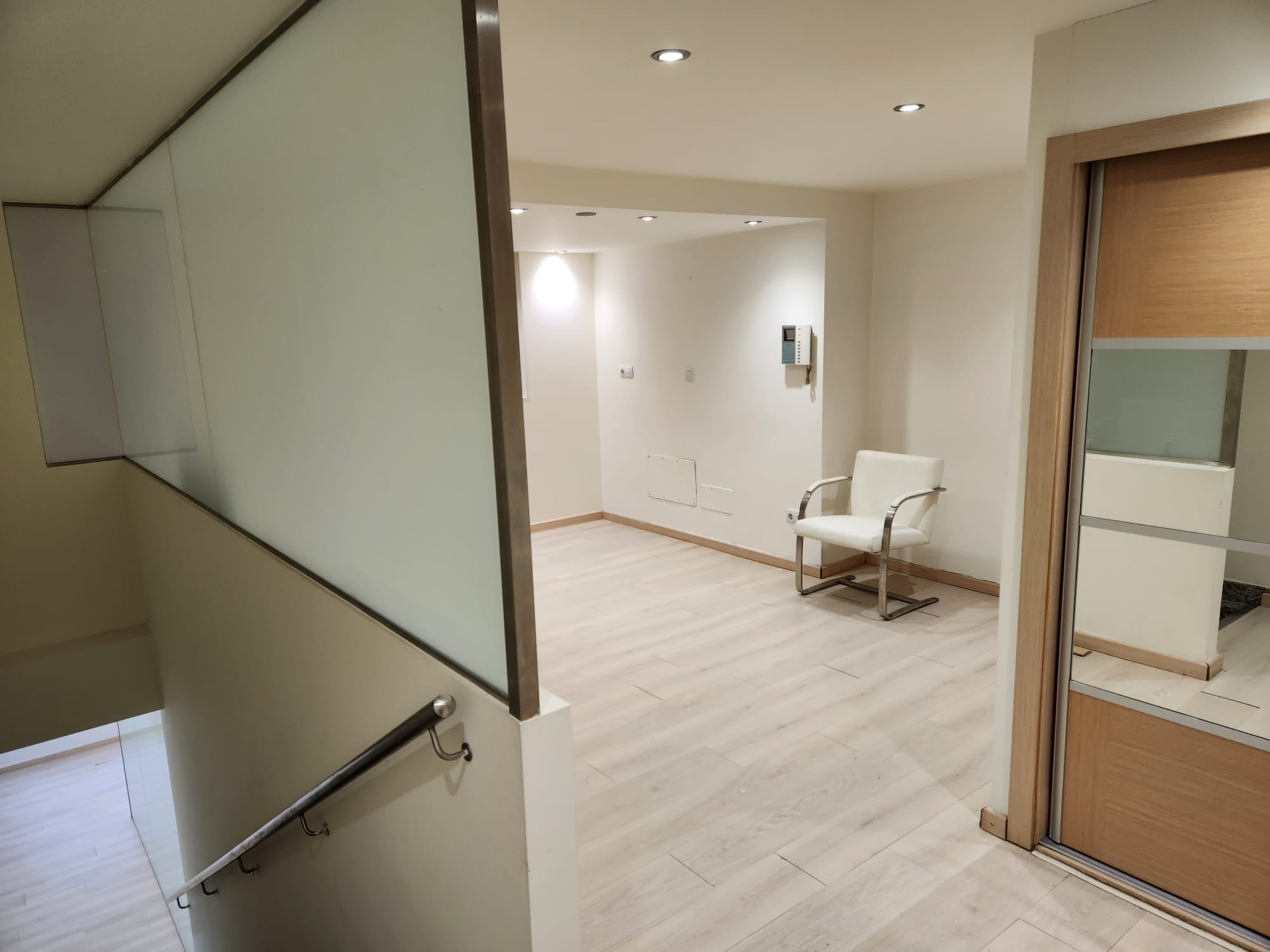 b9d67449-ae06-46d4-ae70-26e0e4a4e808