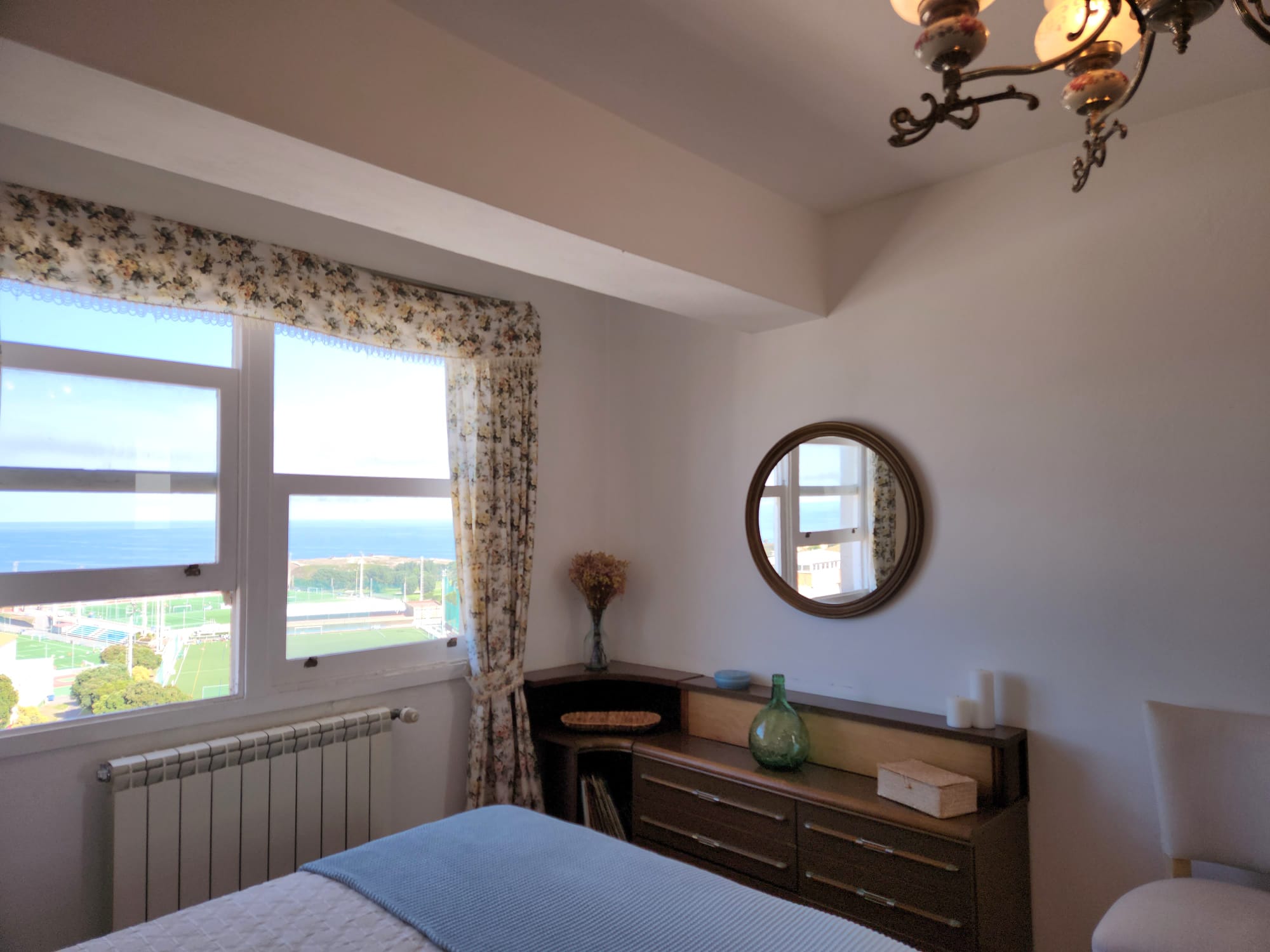 c394aa00-745d-43b1-9d82-eec1339e66e3