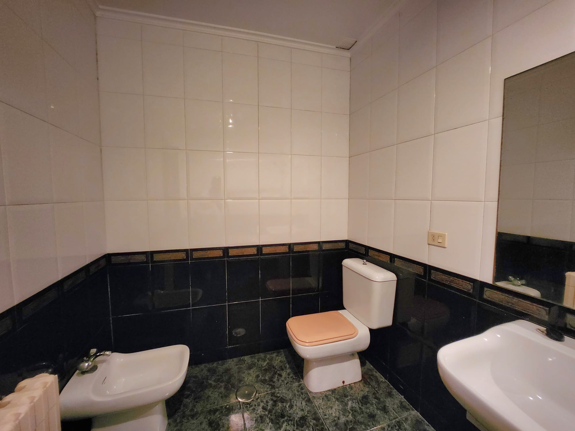 e1f60724-0725-454f-bcd5-95c3e2f5b981