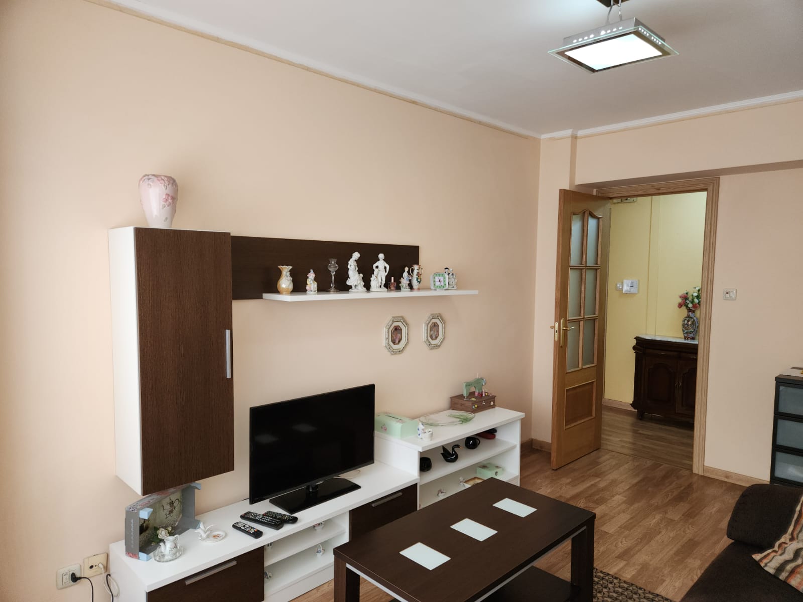 e8a29d7f-5e77-483b-827e-056796bdcb1f