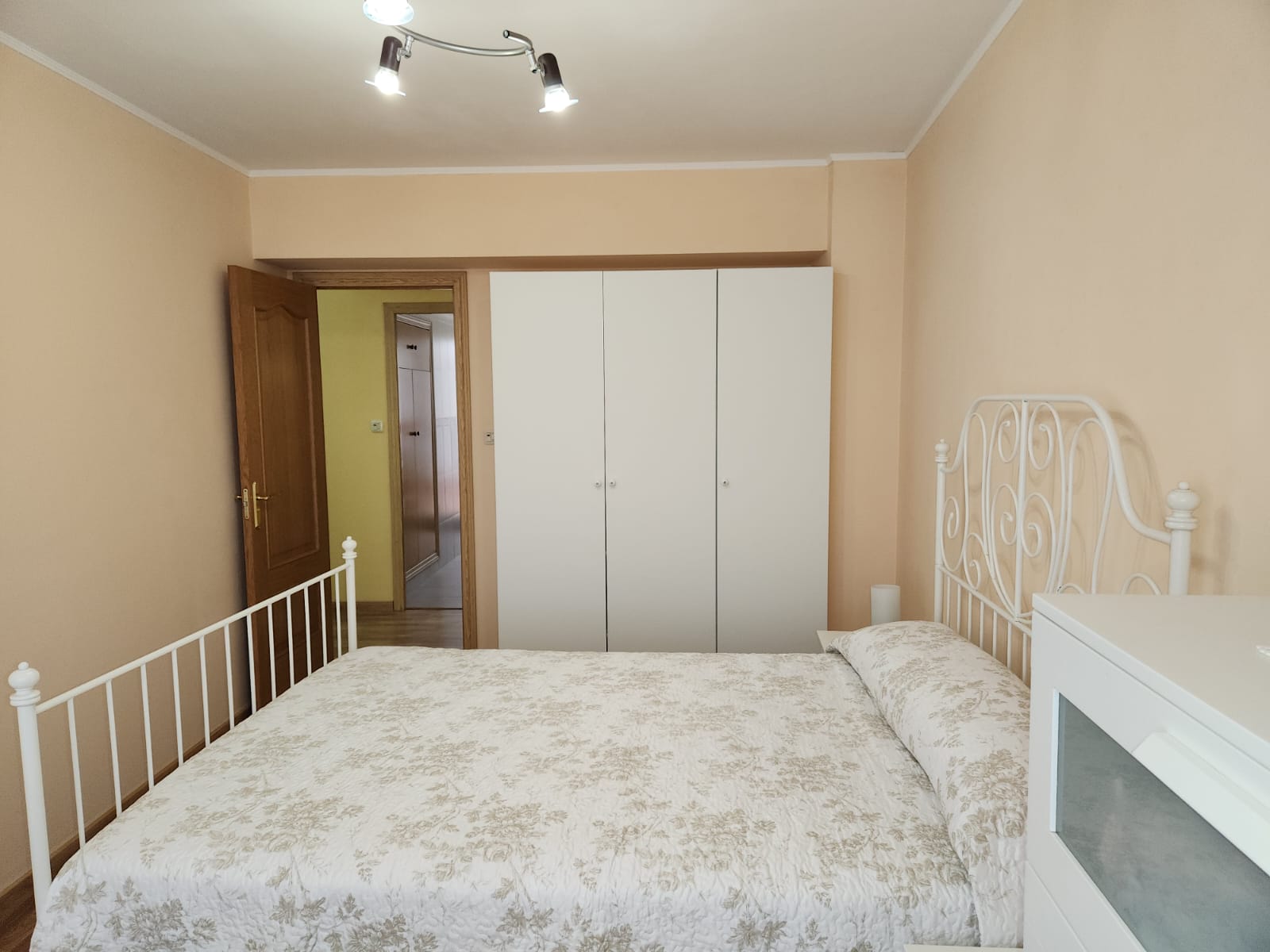 f22ba28b-8d8e-4bd1-81b2-21108aef326b