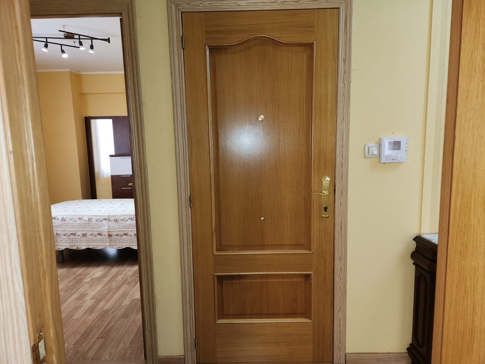 f319ca16-a2f5-42d9-b23d-8643ff52532b