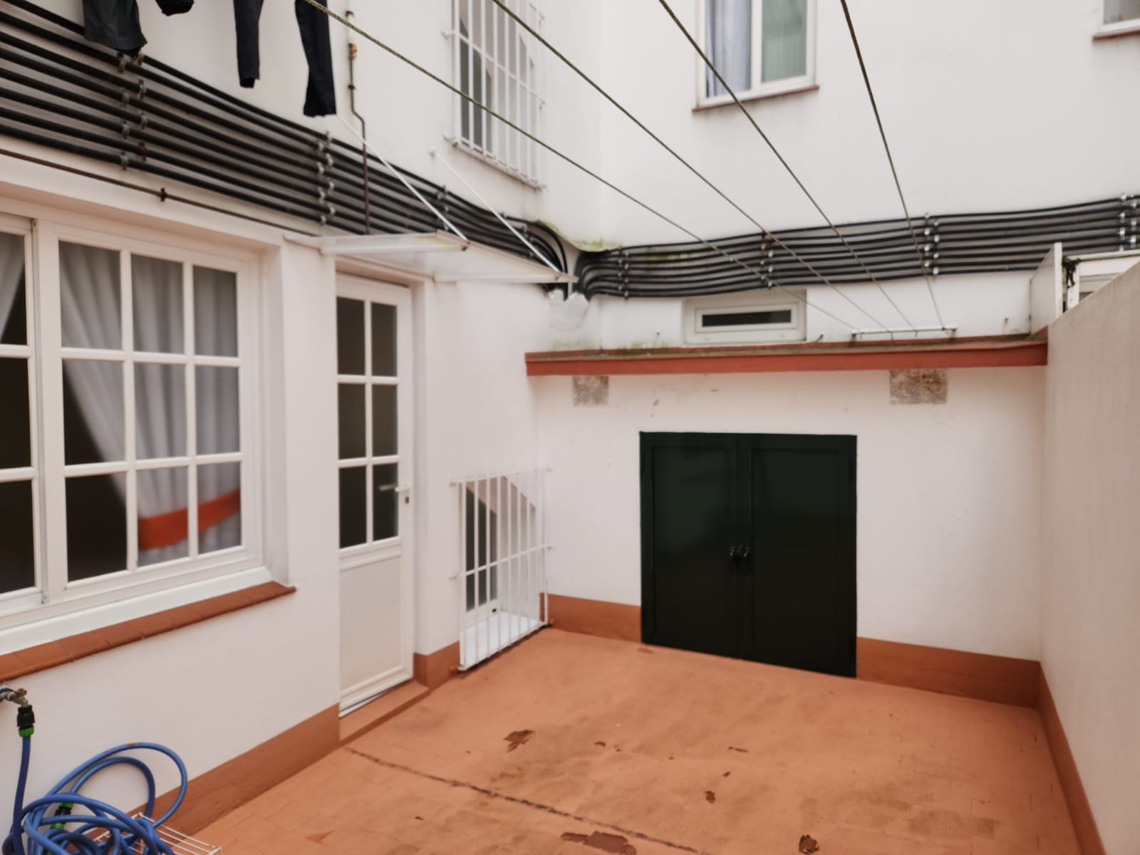 f4839ea8-5edd-47a0-b0b5-3f7997256295